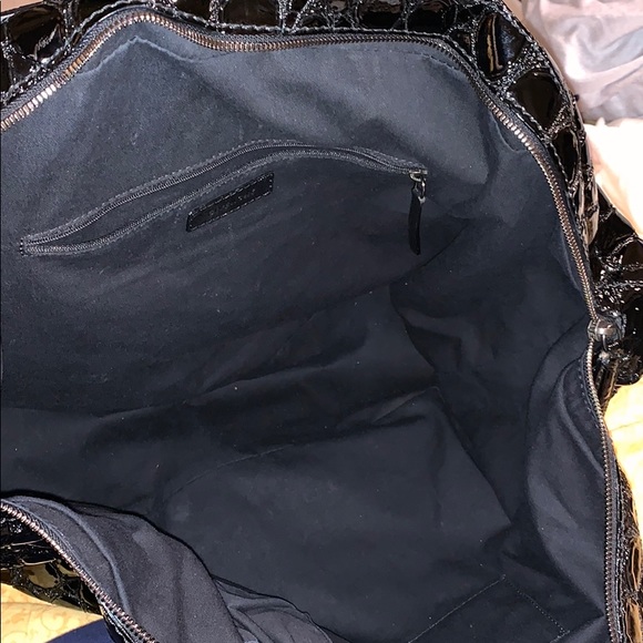 SOLD❌ Givenchy XL Nightingale Bag 👜❤️ - Picture 7 of 9